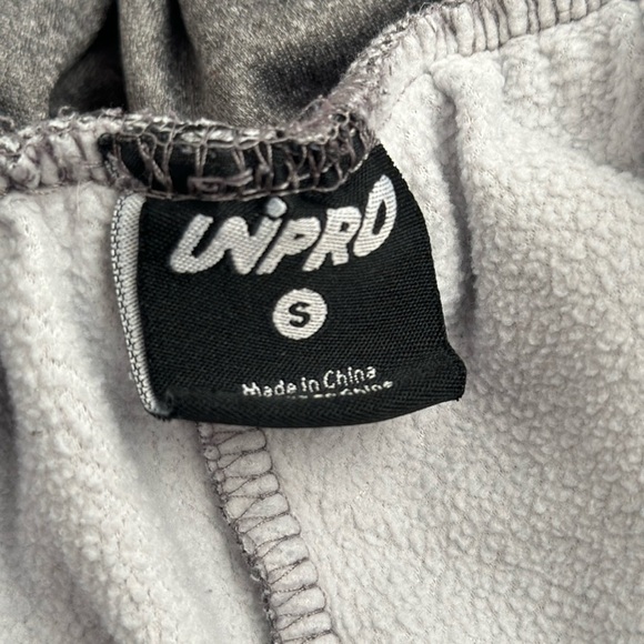 Unipro gray and black joggers with pockets - Picture 3 of 9